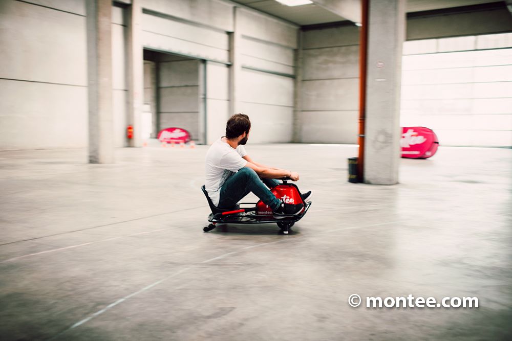 Actionreiches Indoor Teamevent mit Fun-Racing als Firmenevent