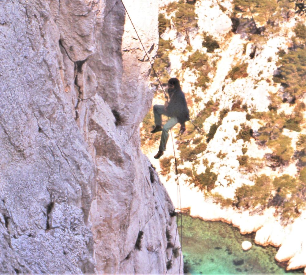 Andreas Driza climbing france Calanques
