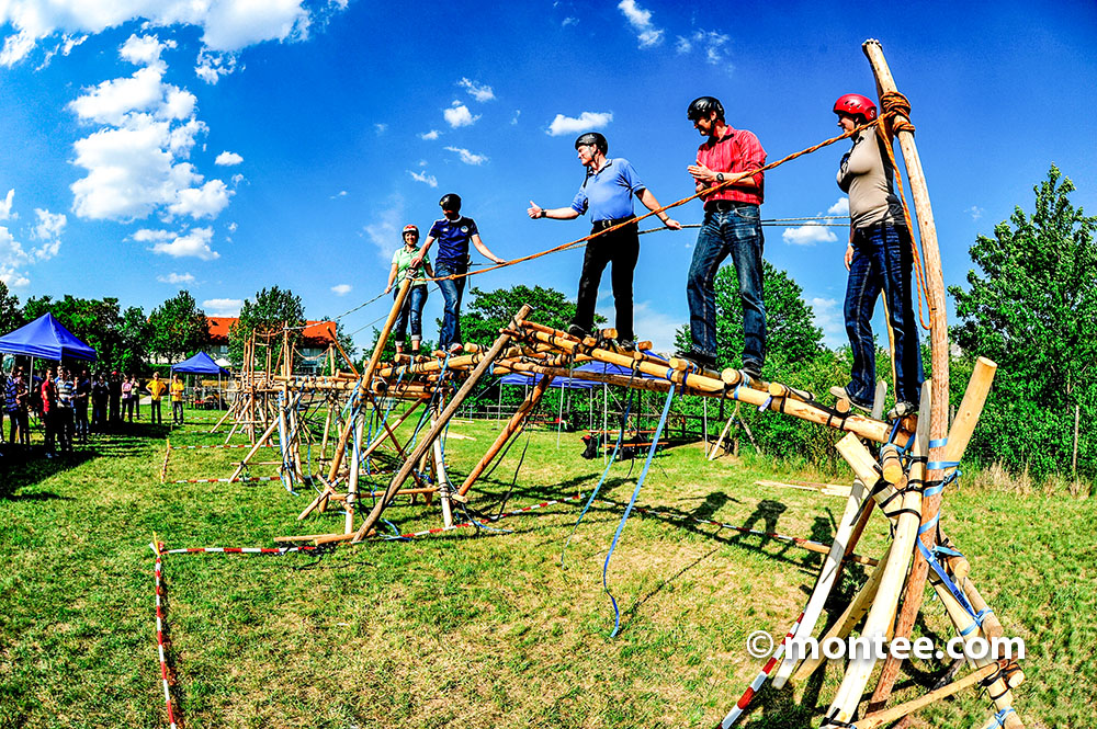 Teambuilding Brückenbau outdoor