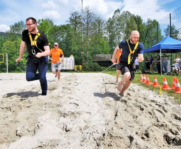 Bungee Running Firmen Wettkampf Teamevent Österreich Salzburg