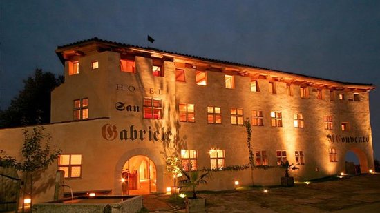 Burghotel San Gabriele Event Location Idee Montee Mitarbeiterfest