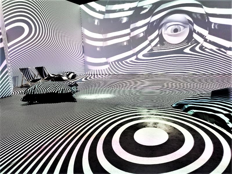 Digital Art Show - Inszenierung mit Laser Beamer 