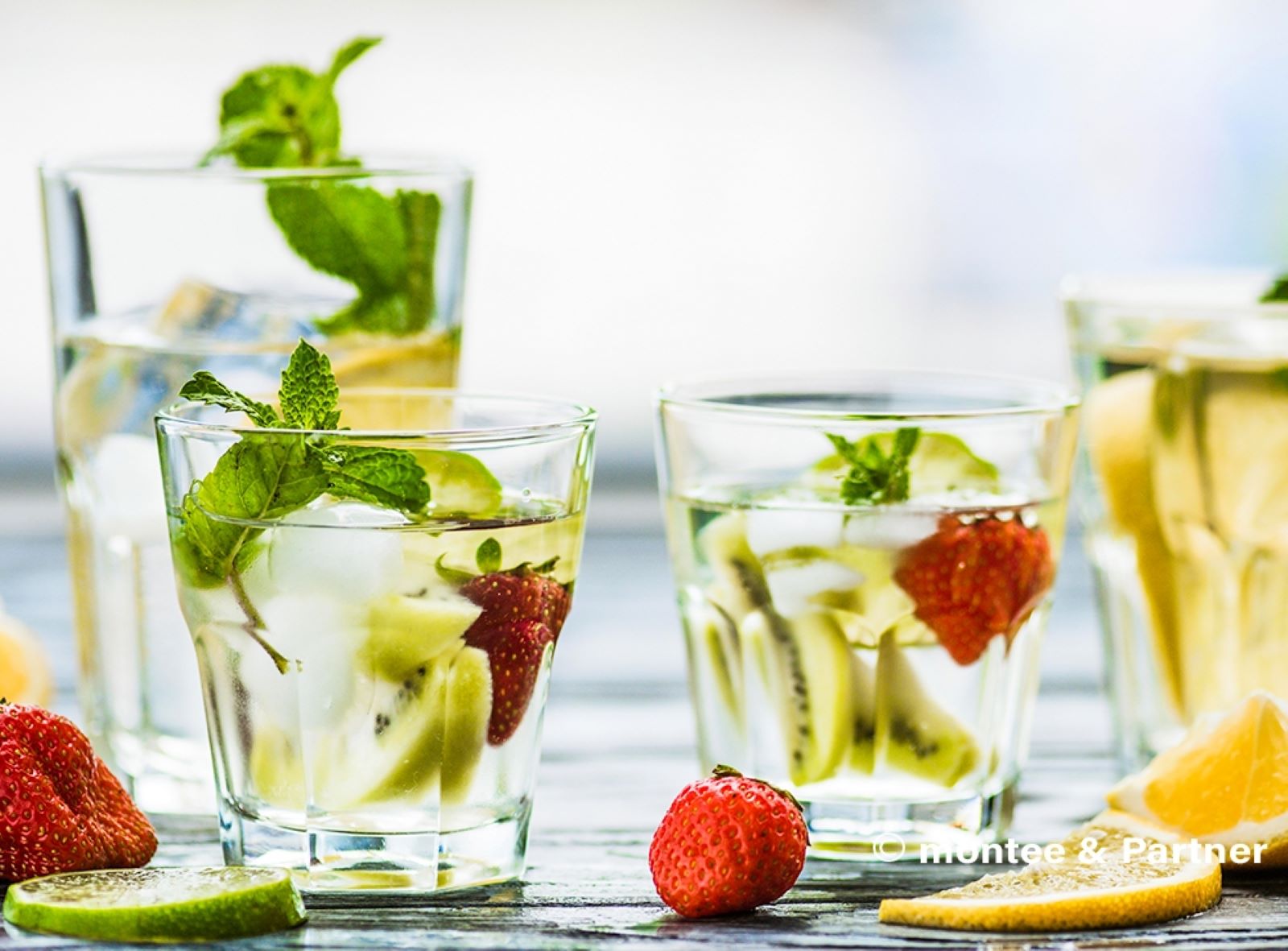 Firmen Sommerfest Cocktail Drinks Ideen  