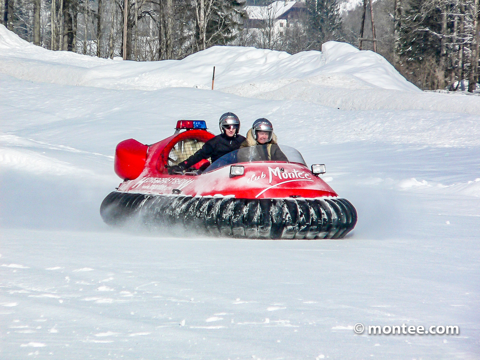 Hovercraft außergewöhnliche Firmenevent Ideen Salzburg