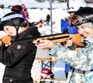 Laser Biathlon bei Schnee Olympiade 