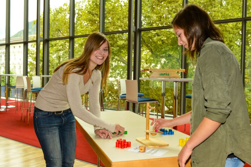  Ebene-Turmspiel Mega Brettspiele 