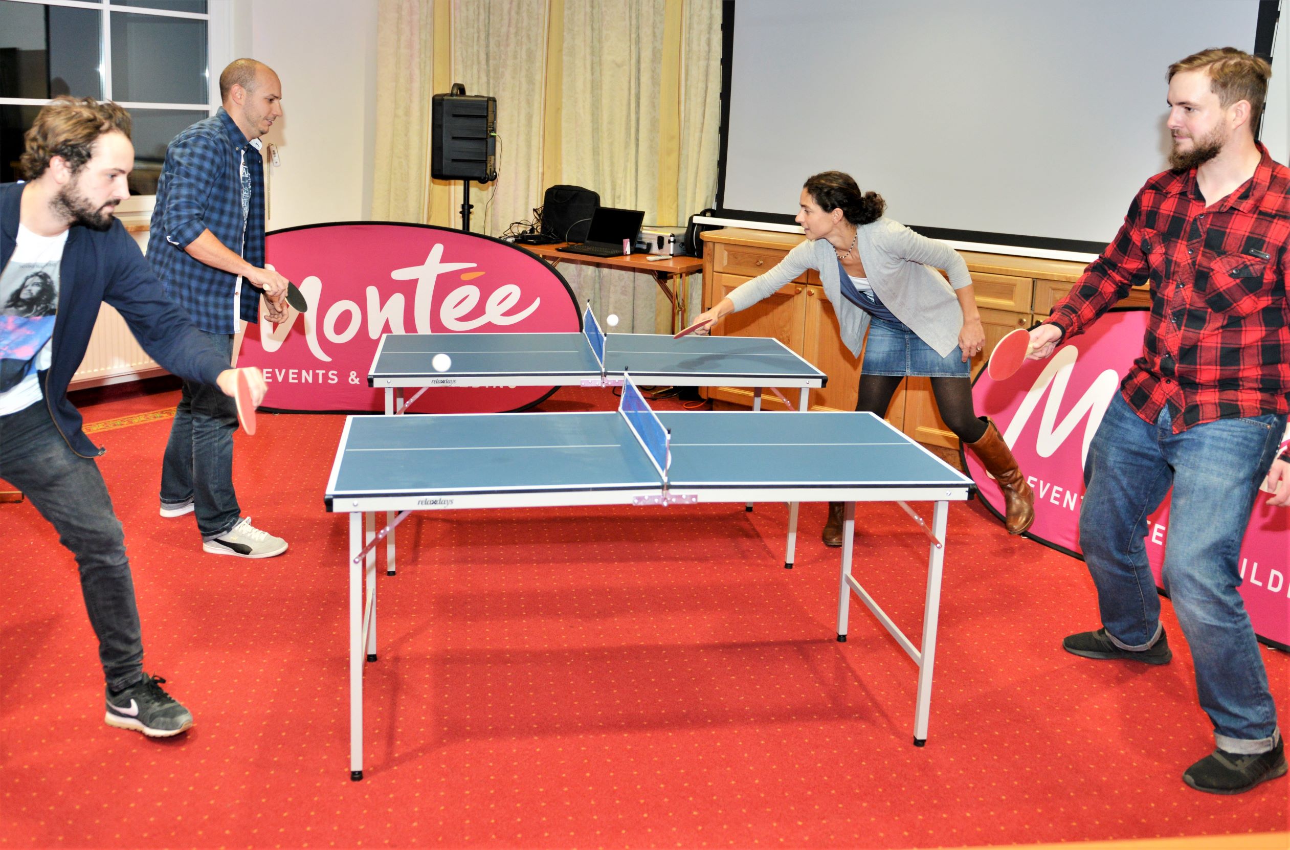 Mini Tischtennis indoor office Olympiade