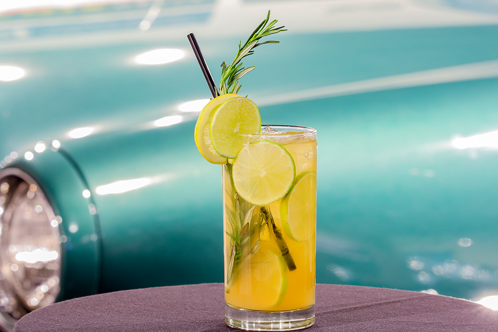  Säfte und Limonade mixen als Event Idee für Ihr Online Sommerfest oder ein virtuelles Kickoff Meeting