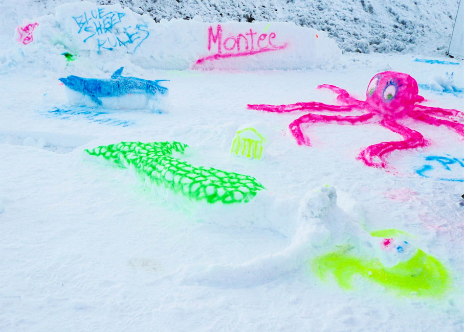 Creative sculptures made of snow