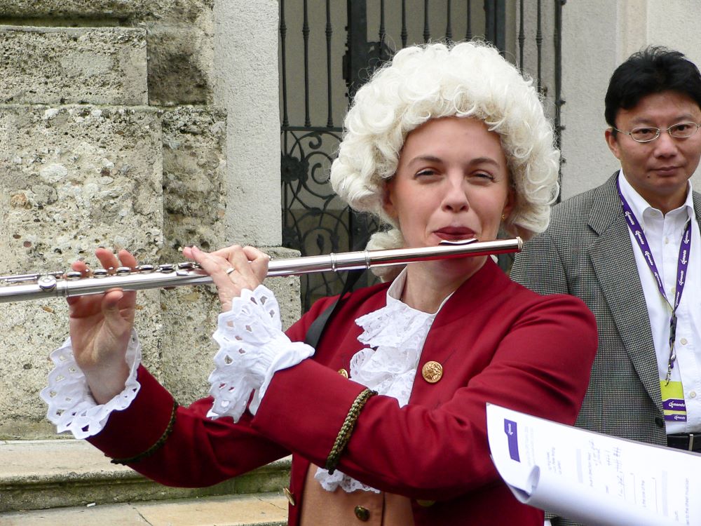 Begeben Sie sich bei einer Weihnachtsmarkt-Rallye bei Ihrer Weihnachtsfeier auf die jagt durch die schönsten Weihnachtsmärkte von Wien und der Mozart Stadt Salzburg.