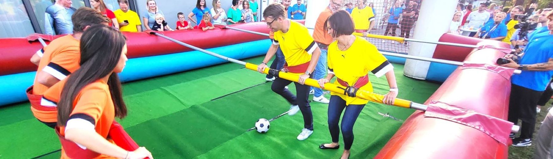 Fußball Teamevents XXL Kicker Mega Soccer Dart Firmenfeier Sommerfest